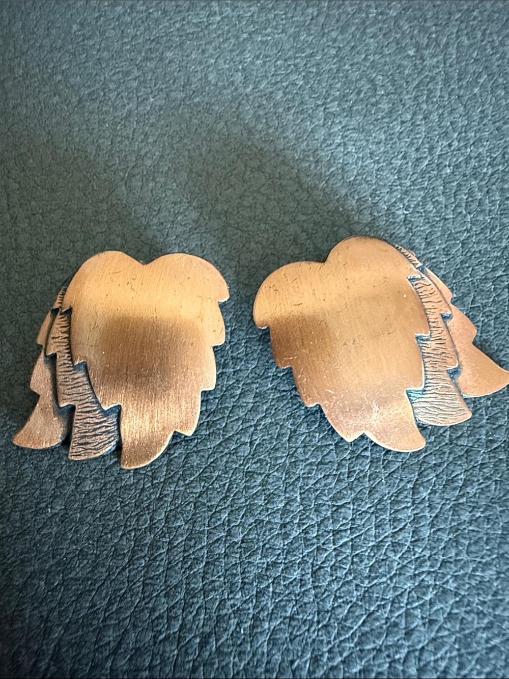 VINTAGE 1950s Copper Clip On Earrings